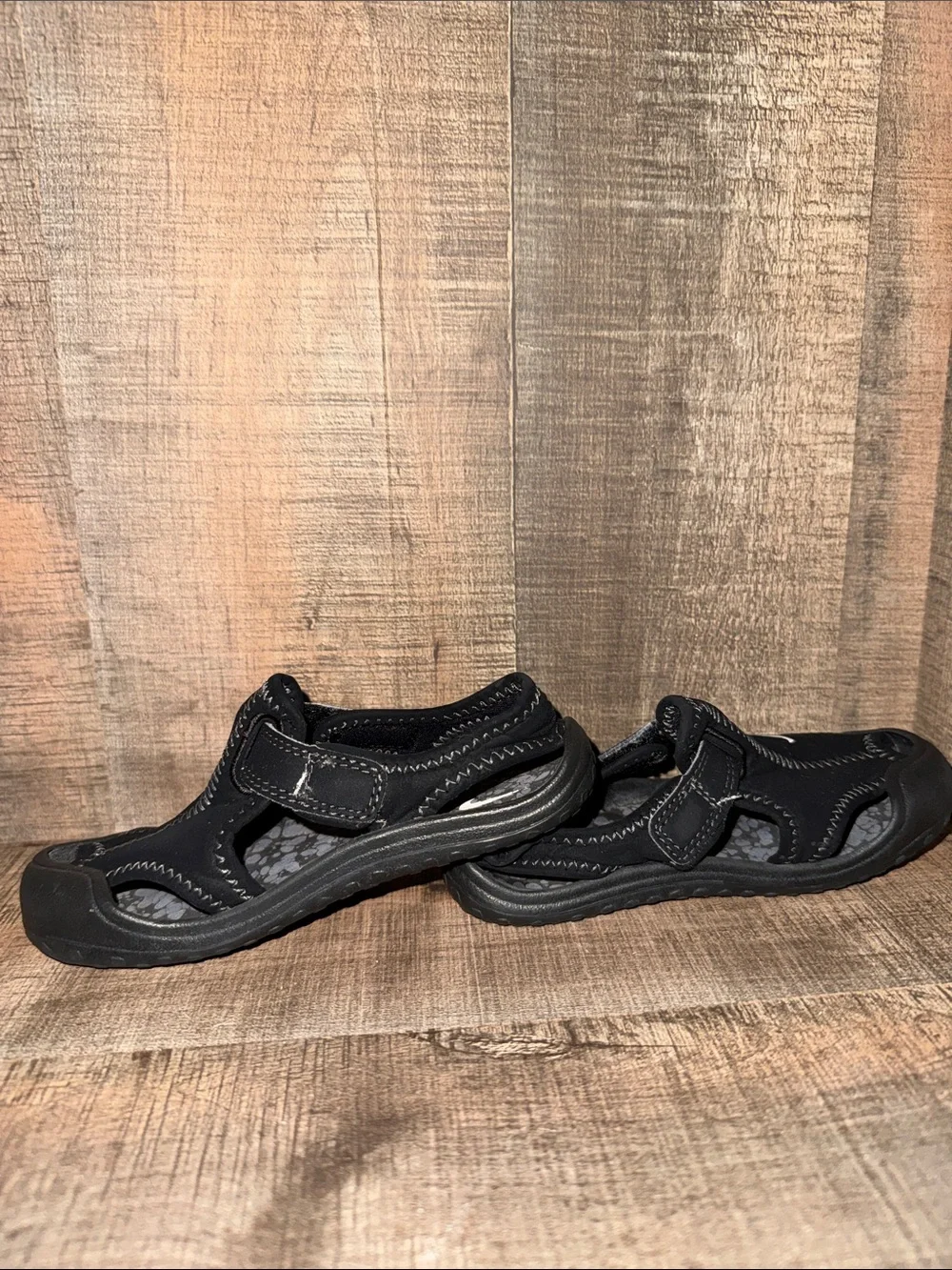 Nike Black Kids' Hook-and-Loop Sport Sandals